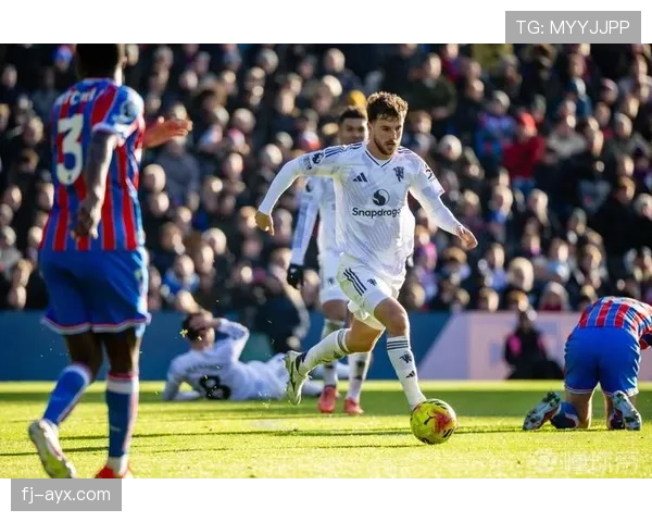 斯蒂尔持续精彩表现助英超球队强势回暖，开启争胜新篇章