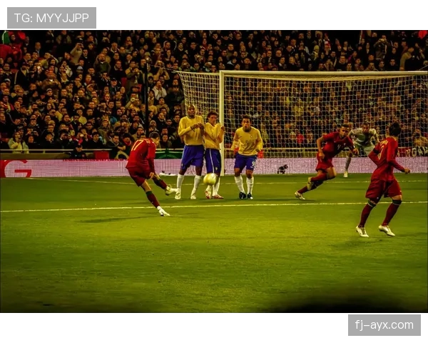 C罗任意球争议引热议,各方观点激烈交锋 C罗任意球争议引热议,各方观点激烈交锋